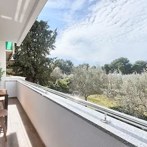 Rose Apartment Fažana